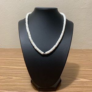 Island Style Shell Necklace unisex